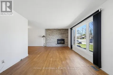 1274 Maitland Avenue Ottawa ON K2C 2C6