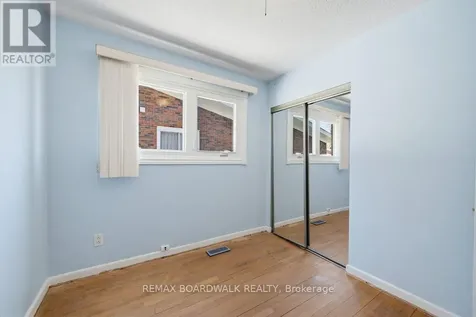 1274 Maitland Avenue Ottawa ON K2C 2C6
