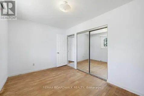 1274 Maitland Avenue Ottawa ON K2C 2C6