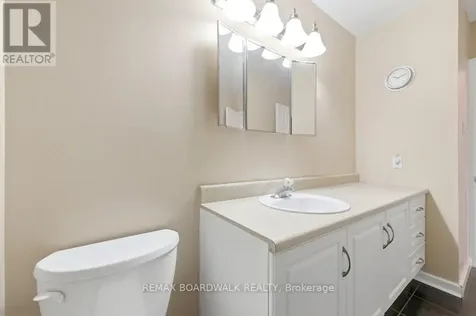 1274 Maitland Avenue Ottawa ON K2C 2C6