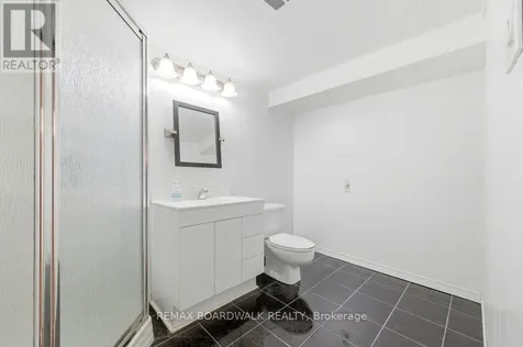 1274 Maitland Avenue Ottawa ON K2C 2C6