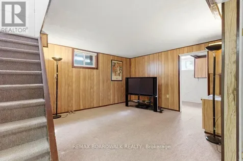 1274 Maitland Avenue Ottawa ON K2C 2C6