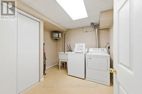 1274 Maitland Avenue Ottawa ON K2C 2C6