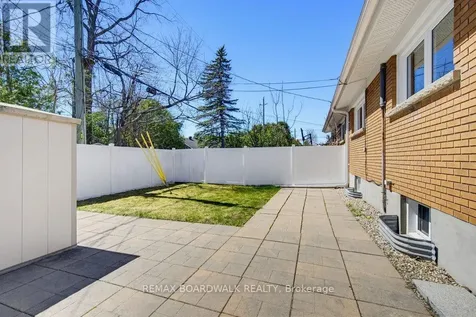 1274 Maitland Avenue Ottawa ON K2C 2C6