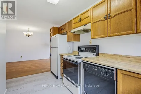1274 Maitland Avenue Ottawa ON K2C 2C6