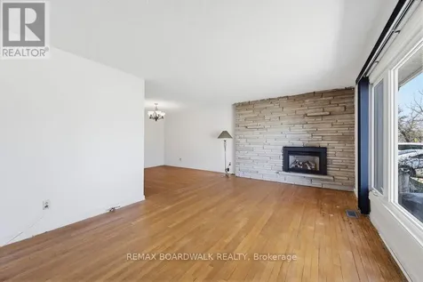 1274 Maitland Avenue Ottawa ON K2C 2C6
