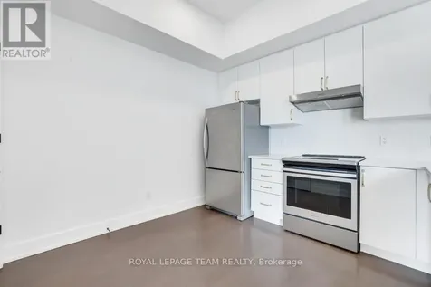 101 Pinhey Street Ottawa ON K1Y 1T7