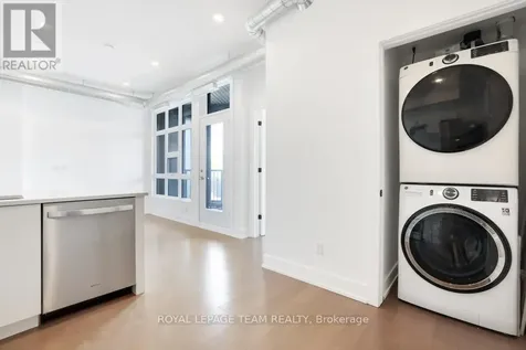 101 Pinhey Street Ottawa ON K1Y 1T7