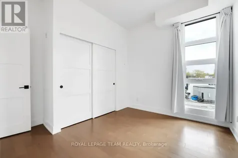 101 Pinhey Street Ottawa ON K1Y 1T7