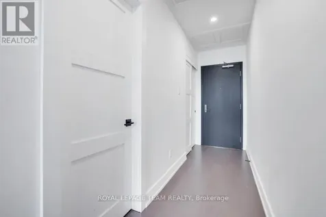101 Pinhey Street Ottawa ON K1Y 1T7