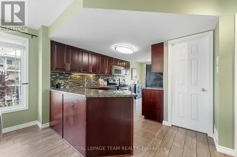 368 Crownridge Drive Ottawa ON K2M 3A4