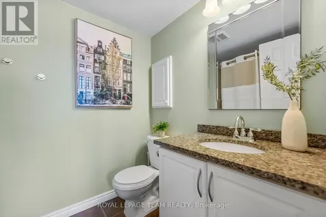 368 Crownridge Drive Ottawa ON K2M 3A4