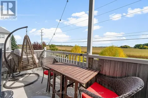 368 Crownridge Drive Ottawa ON K2M 3A4
