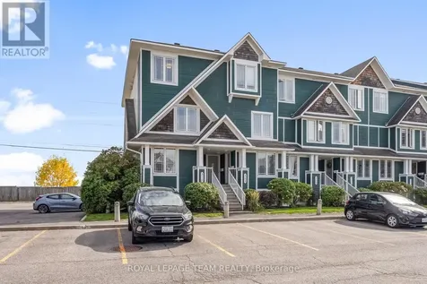 368 Crownridge Drive Ottawa ON K2M 3A4