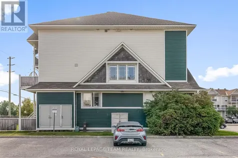 368 Crownridge Drive Ottawa ON K2M 3A4