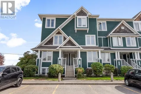 368 Crownridge Drive Ottawa ON K2M 3A4