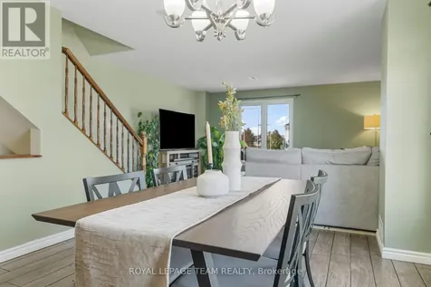 368 Crownridge Drive Ottawa ON K2M 3A4