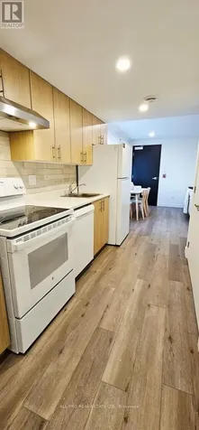 216 Mcarthur Avenue Ottawa ON K1L 6P5