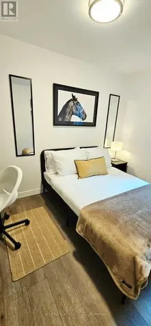 216 Mcarthur Avenue Ottawa ON K1L 6P5