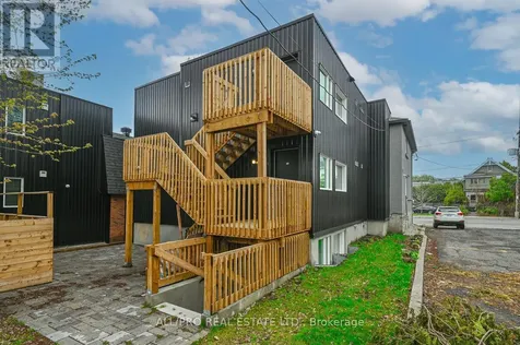 216 Mcarthur Avenue Ottawa ON K1L 6P5