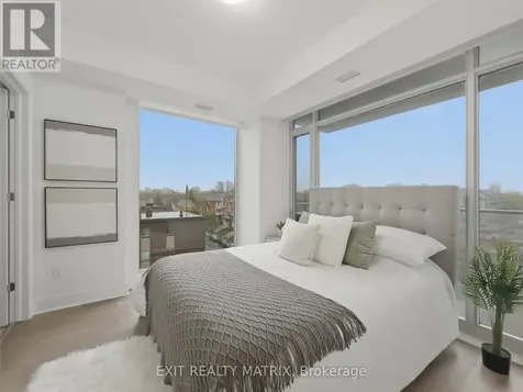 255 Bay Street Ottawa ON K1R 0C5