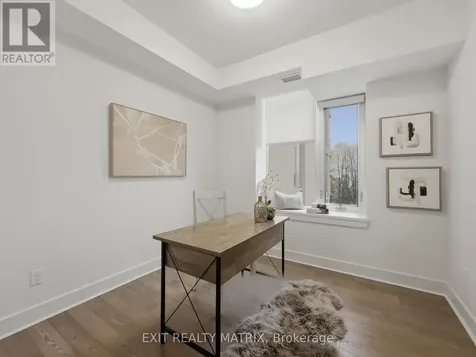 255 Bay Street Ottawa ON K1R 0C5