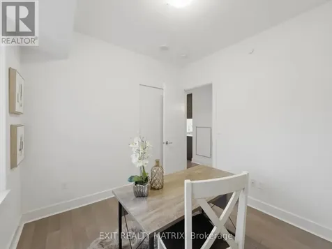 255 Bay Street Ottawa ON K1R 0C5