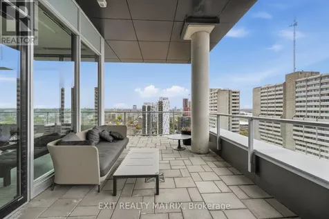255 Bay Street Ottawa ON K1R 0C5