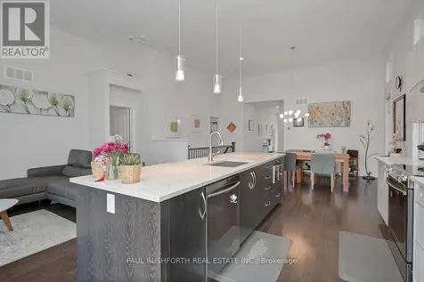 522 Ace Street Ottawa ON K2V 0E8