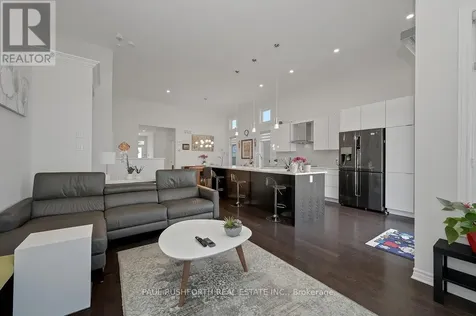 522 Ace Street Ottawa ON K2V 0E8