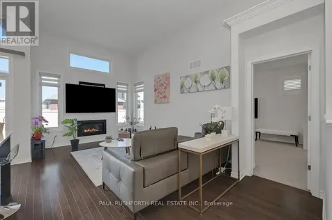 522 Ace Street Ottawa ON K2V 0E8