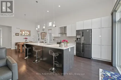 522 Ace Street Ottawa ON K2V 0E8