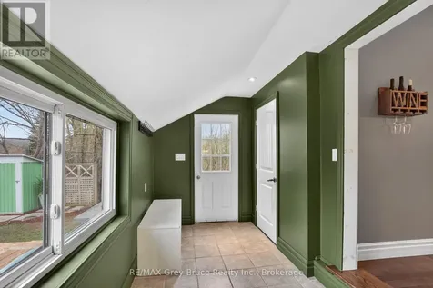 1521 7th Avenue West Owen Sound ON N4K 5L1