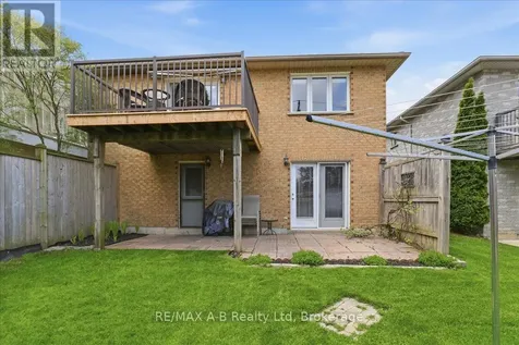 93 Abraham Drive Stratford ON N5A 8B1