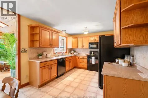 9 Audrey Street Leamington ON N8H 2K7