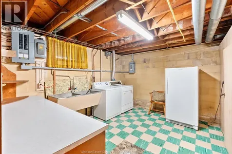 9 Audrey Street Leamington ON N8H 2K7