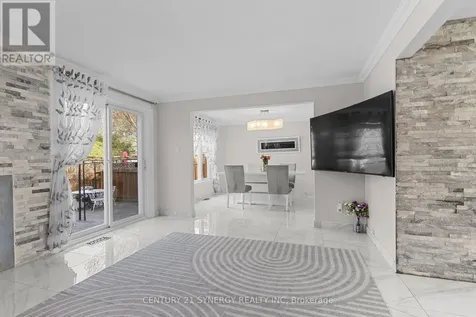 1728 Teakdale Avenue Ottawa ON K1C 6M7