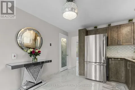 1728 Teakdale Avenue Ottawa ON K1C 6M7