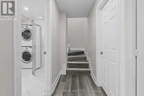 1728 Teakdale Avenue Ottawa ON K1C 6M7