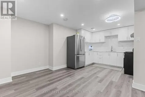 1728 Teakdale Avenue Ottawa ON K1C 6M7