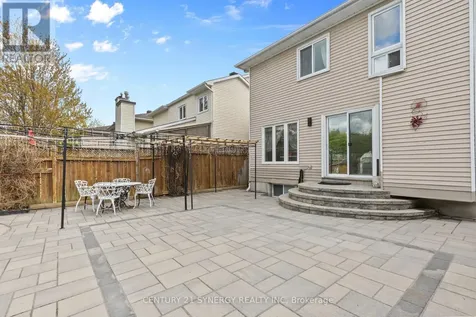 1728 Teakdale Avenue Ottawa ON K1C 6M7