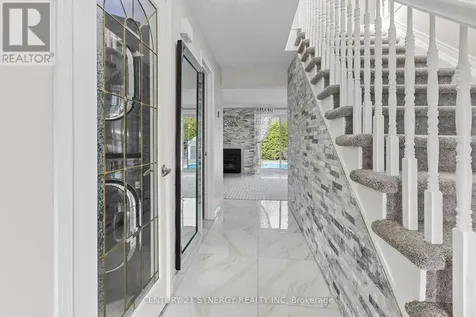 1728 Teakdale Avenue Ottawa ON K1C 6M7