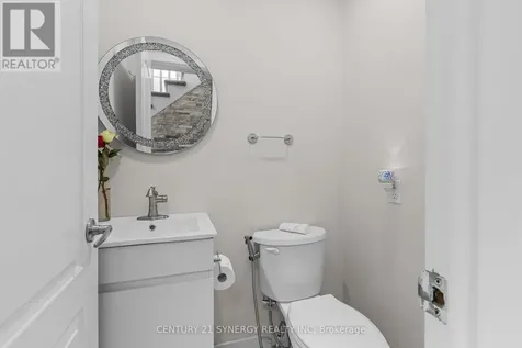 1728 Teakdale Avenue Ottawa ON K1C 6M7