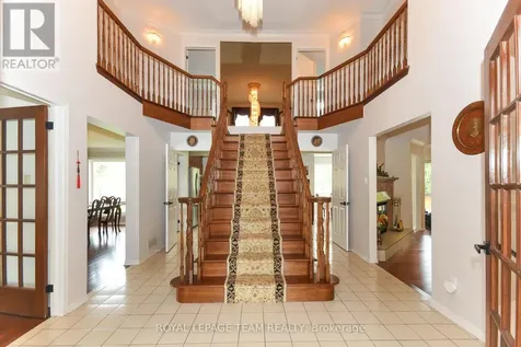 2711 Wyldewood Street Ottawa ON K1T 2S1