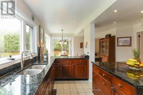 2711 Wyldewood Street Ottawa ON K1T 2S1