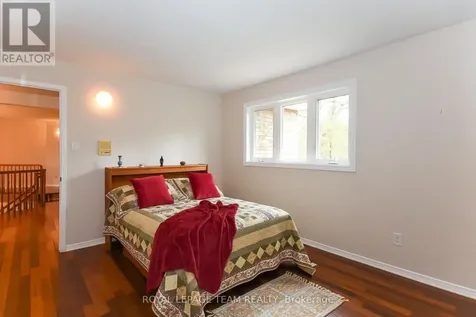 2711 Wyldewood Street Ottawa ON K1T 2S1