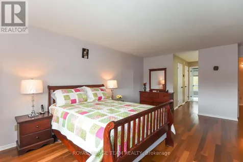 2711 Wyldewood Street Ottawa ON K1T 2S1