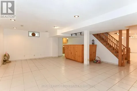 2711 Wyldewood Street Ottawa ON K1T 2S1
