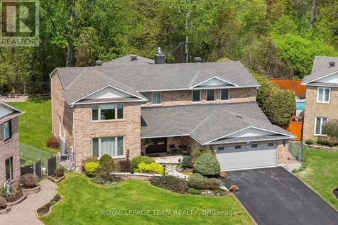 2711 Wyldewood Street Ottawa ON K1T 2S1