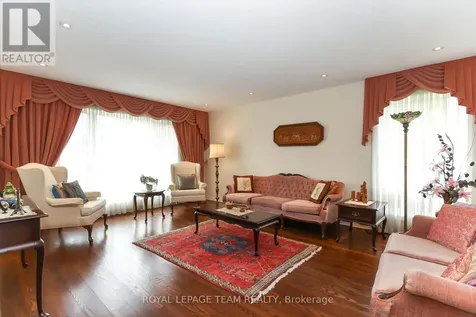 2711 Wyldewood Street Ottawa ON K1T 2S1